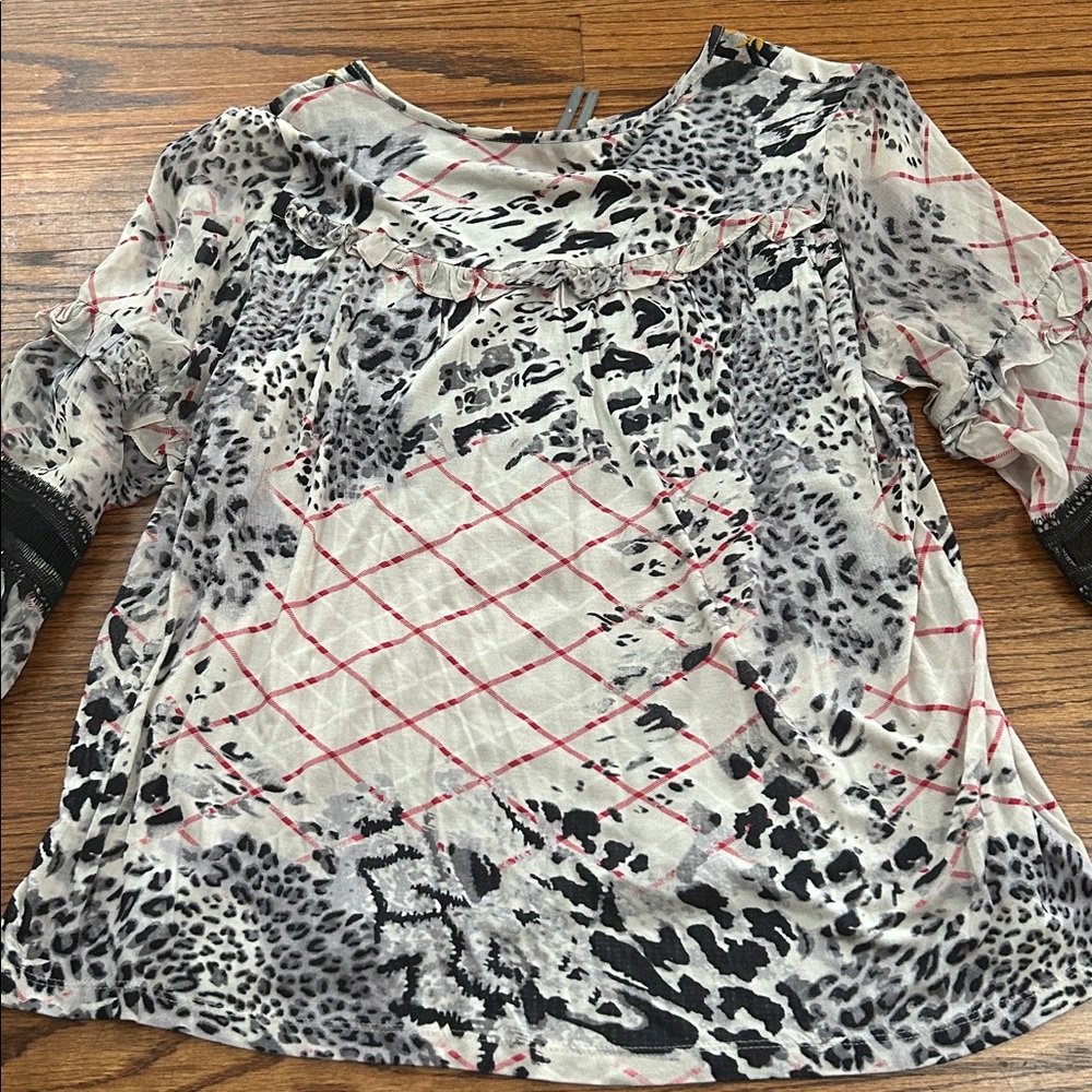 Anthropologie Embroidered Floral Patchwork Top - Picture 4 of 5